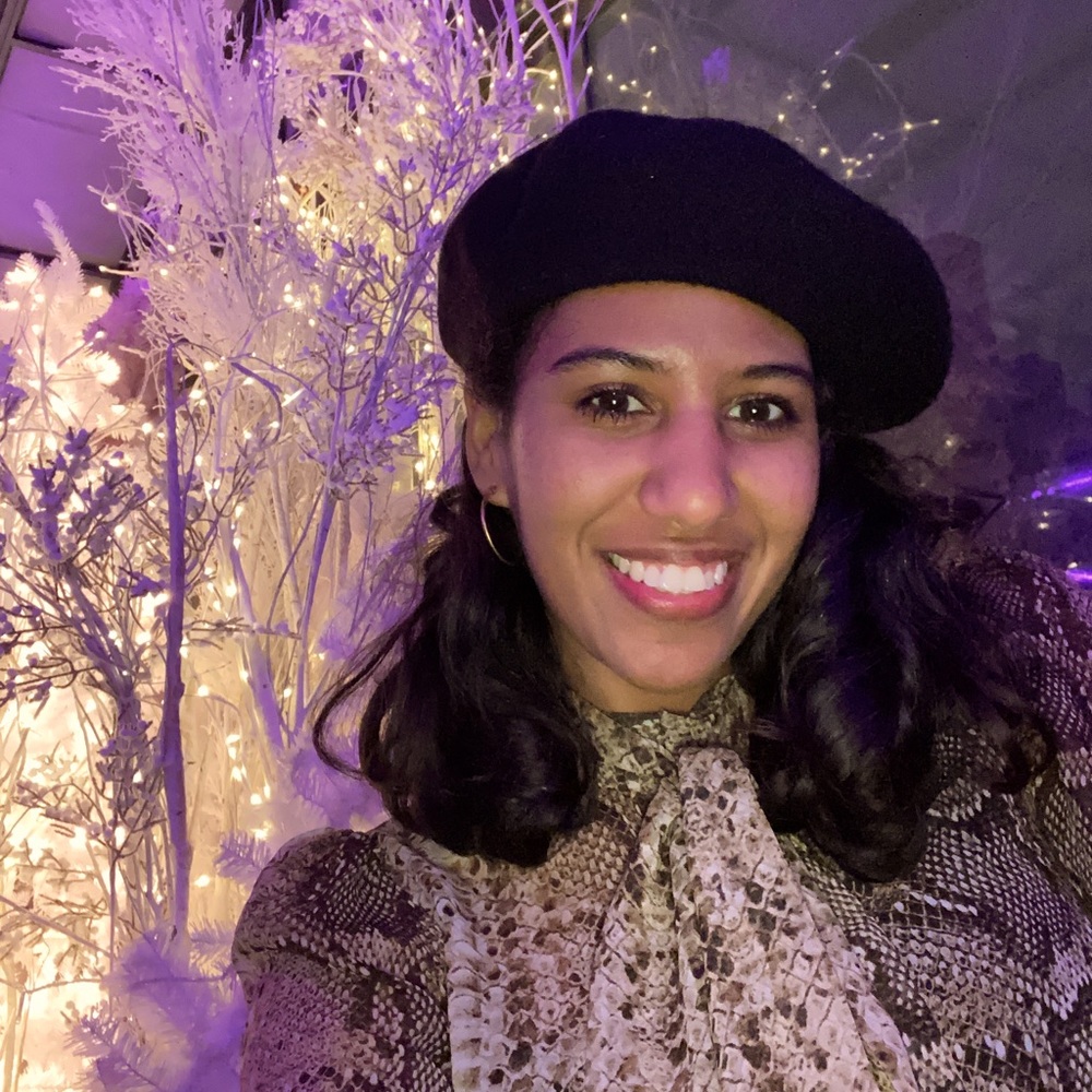 Meet your Posher, Laura